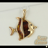 Золотая подвеска с янтарем и эмалью "Рыбка"