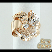 Золотой комплект  Перстень с фианитом в сочетании с изделием Золотые подвеска с фианитом Фото