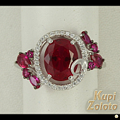 Серебряный комплект  Перстень с малиновыми камнями в сочетании с изделием Серебряное кольцо с малиновыми камнями Фото