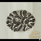 Серебряный комплект Перстень с черными фианитами, серебро 925 в сочетании с изделием Серебряные серьги с фианитами Фото