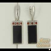 Серебряный комплект  Серёжки с прямоуголным черным агатом в сочетании с изделием Серебряное кольцо с черным агатом Фото