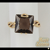Золотой комплект  Перстень с квадратным раухтопазом в сочетании с изделием Серьги с раухтопазом в форме квадрата Фото